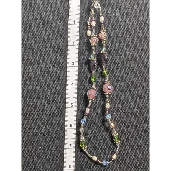 Unique Handmade Beaded Bracelet with Colorful Accents - Picture 1 of 1